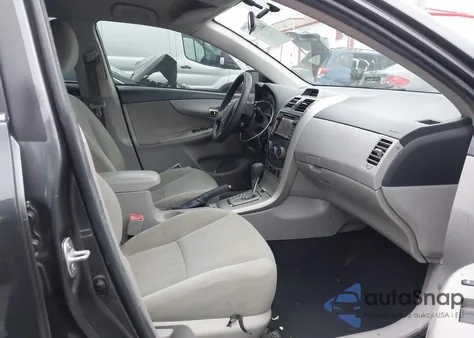 2013 Toyota Corolla Le z USA, uszkodzony, nr VIN 5YFBU4EE5DP198563